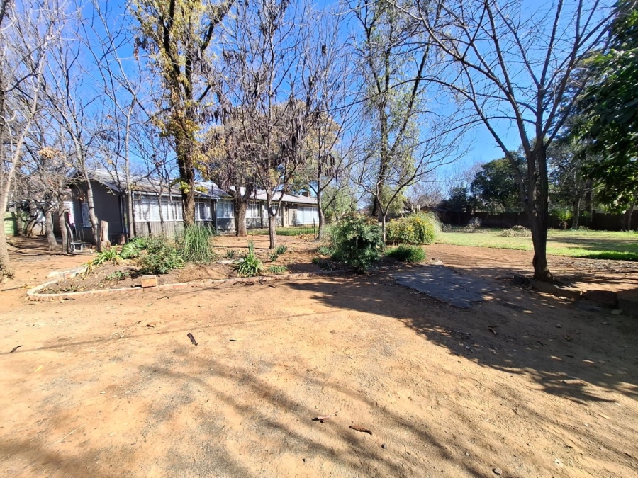 16 Bedroom Property for Sale in Universitas Free State